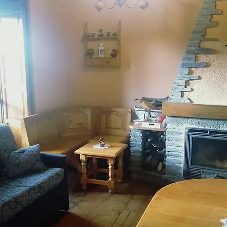 Apartment Rurales San Esteban De Los Buitres Illano