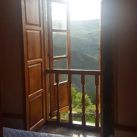 Apartment Rurales San Esteban De Los Buitres Illano