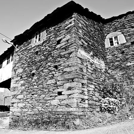 Rurales San Esteban De Los Buitres Apartment Illano