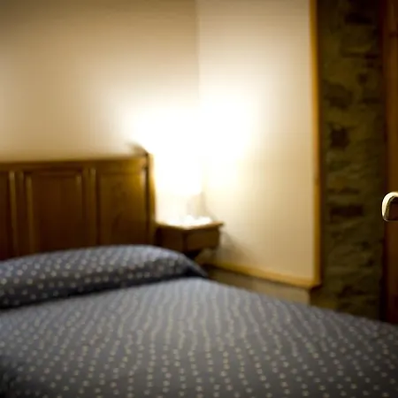 Apartment Rurales San Esteban De Los Buitres Illano